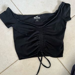 hollister off the shoulder crop top women’s medium